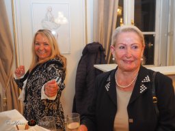 Dina Larot Kalenderpräsentation am 14.10.2025